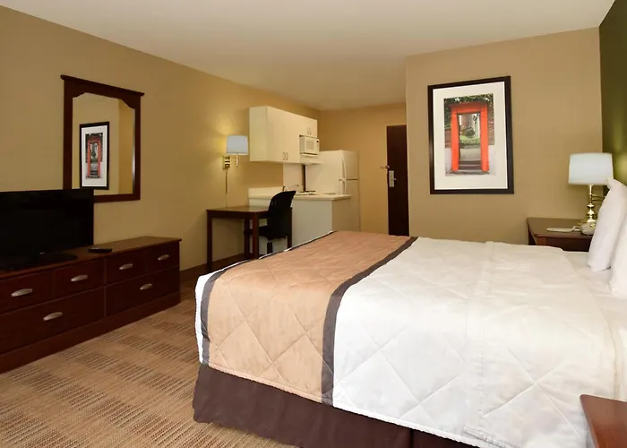 Extended America - - I-90 Hotel