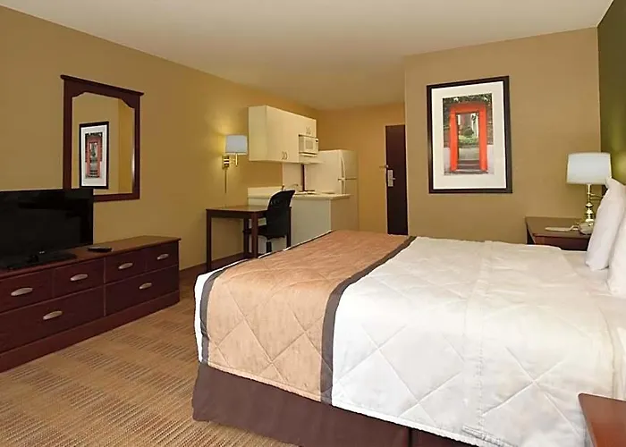 Extended America - - I-90 Hotel