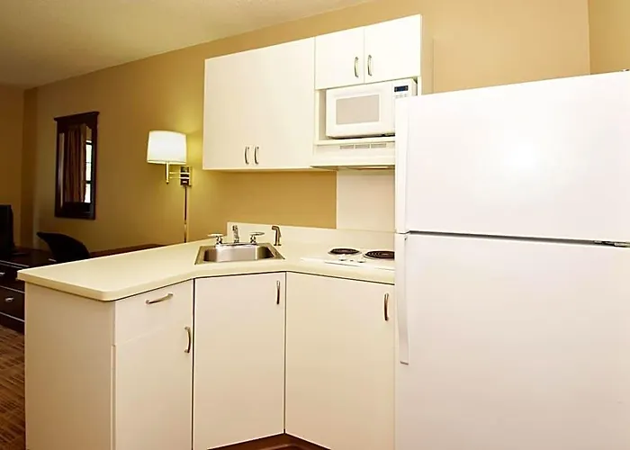 Extended America - - I-90 Hotel 2*
