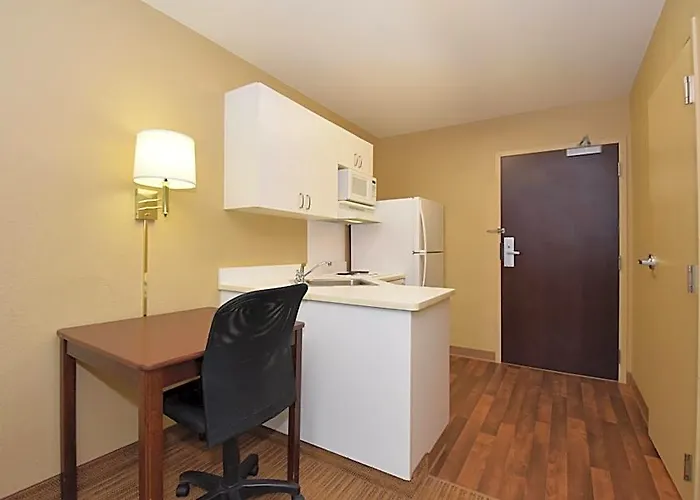 Extended America - - I-90 Hotel 2*
